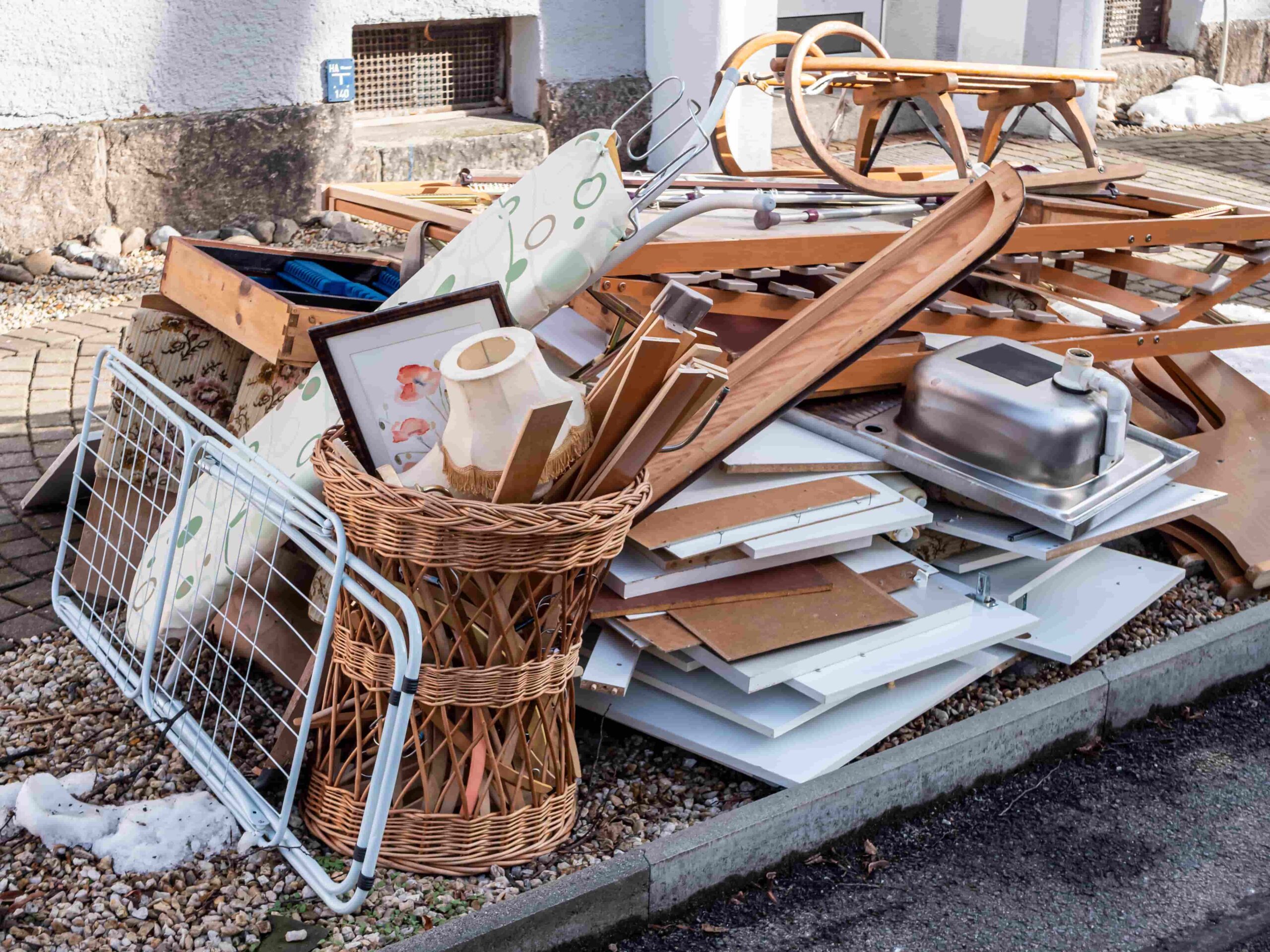 ready to roll dumpster rental Bakersfield: waste